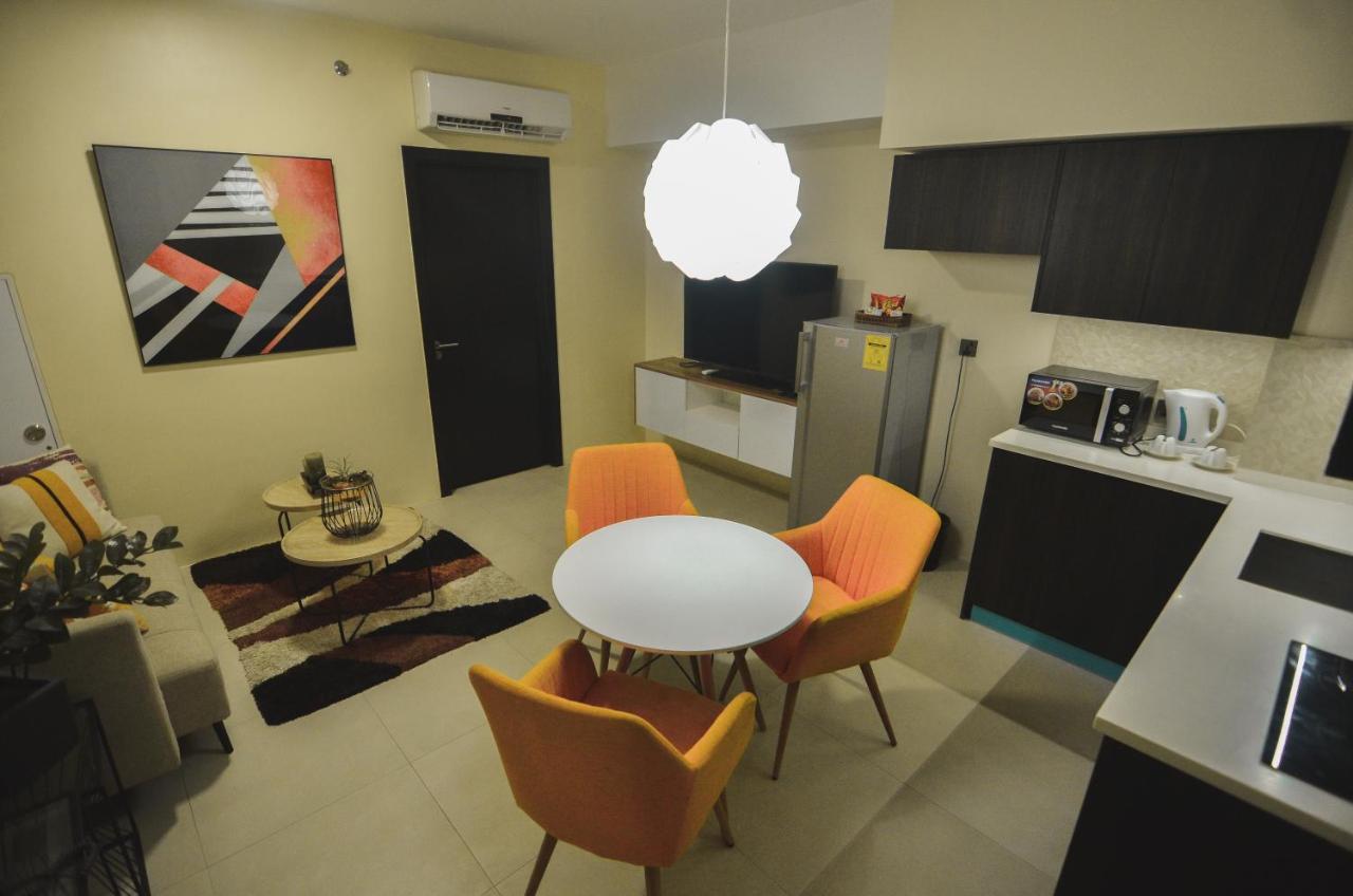 Aeon Suites Staycation Managed By Aria Hotel Davao City Εξωτερικό φωτογραφία